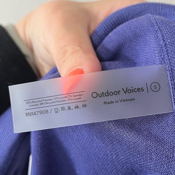 Outdoor Voices Women's Birdie Polo Oceanic Purple Short Sleeve Shirt Size Small - Picture 7 of 7